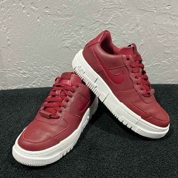 🔥NIKE Air Force 1 Low Pixel Burgundy Leather CK6649-600 Women Sz 7 - EXCELLENT - Picture 1 of 15